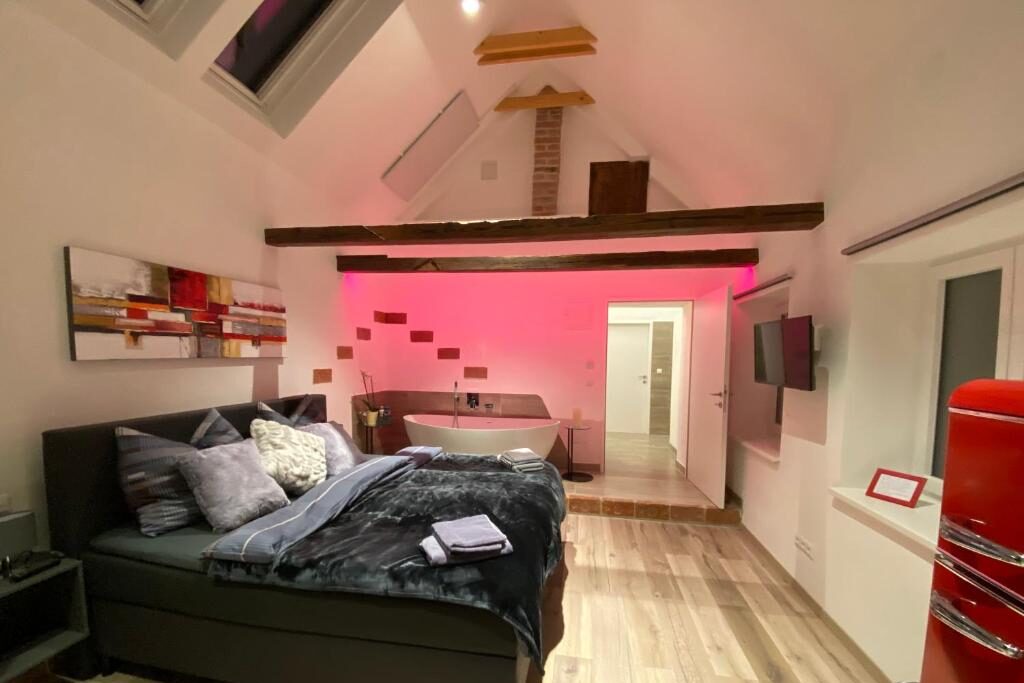 Auszeit-Apartment-Wien-sauber-gut-ausgestattet-Badewanne